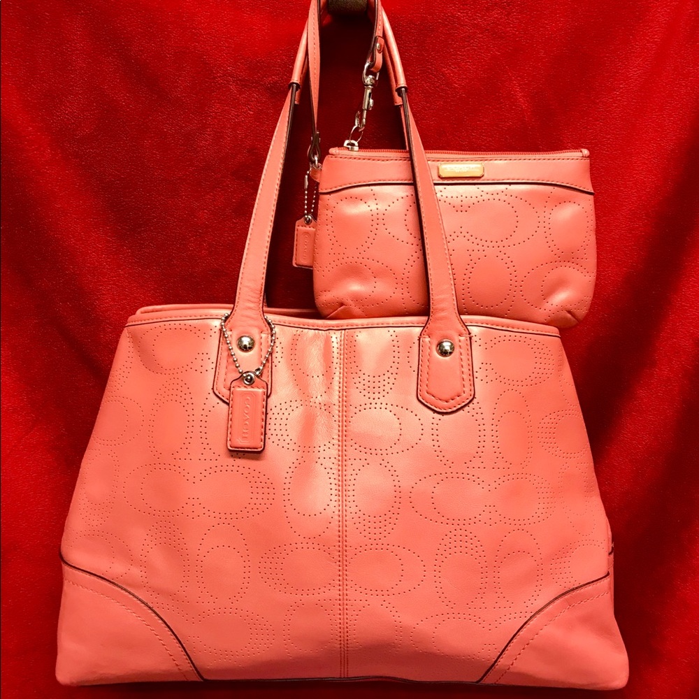 COACH PERFORATED LEATHER CARRYALL AND WRISTLET SET